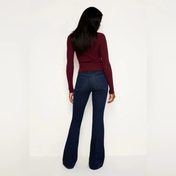 Good American Always Fits Dark Wash Flare Jeans Size 6-12 - Picture 2 of 9